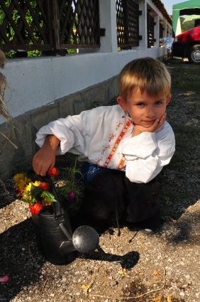 Подготовката за сватбата на Елица и Георги, които оженихме за втори път, тъй като след първата сватба поискаха от нас още една - такава :)