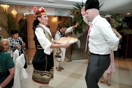 Сватбени ритуали и традиции