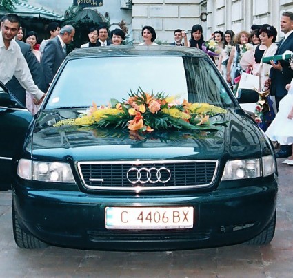 Сватбената кола